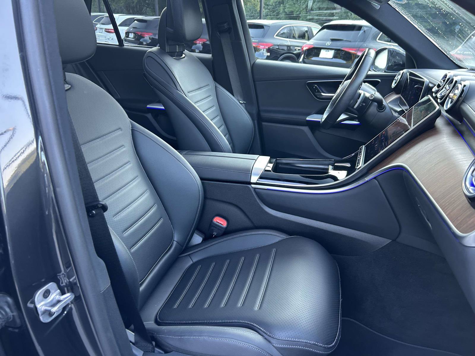 Certified 2025 Mercedes-Benz GLC 300 image 53