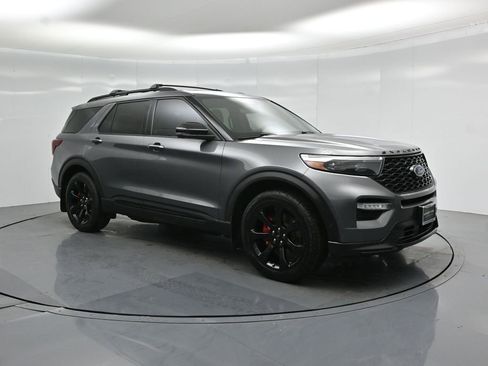 Certified 2021 Ford Explorer ST w/ Equipment Group 401A AWD/4WD image 24