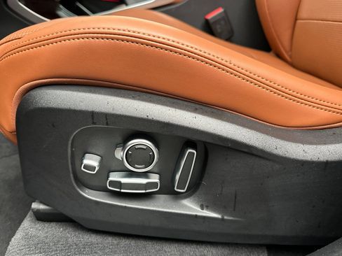 Used 2026 Jaguar F-PACE R-Dynamic S image 16