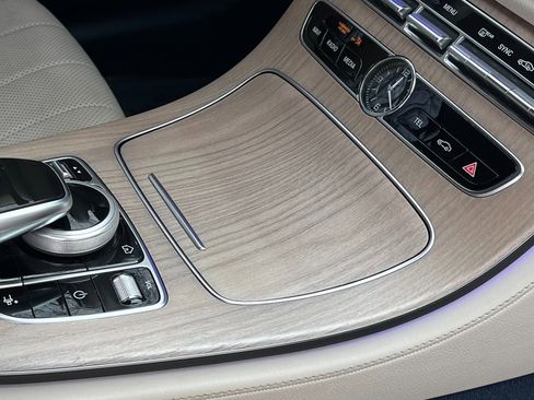 Used 2018 Mercedes-Benz E 400 4MATIC Cabriolet w/ Premium 2 Package (Q02) image 22