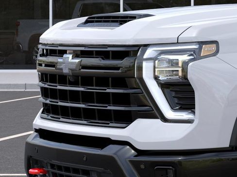New 2026 Chevrolet Silverado 3500 LTZ AWD/4WD image 13