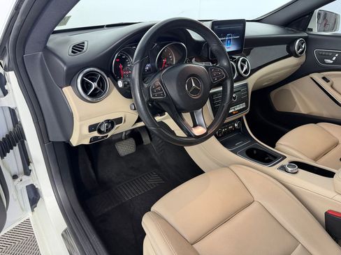 Used 2018 Mercedes-Benz CLA 250 image 4