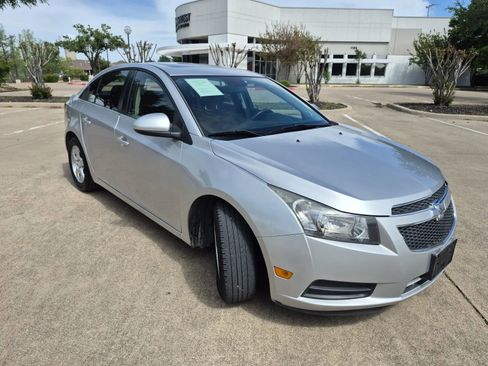 Used 2014 Chevrolet Cruze LT w/ All-Star Edition image 4