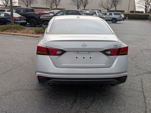Used 2022 Nissan Altima 2.5 SR image 8