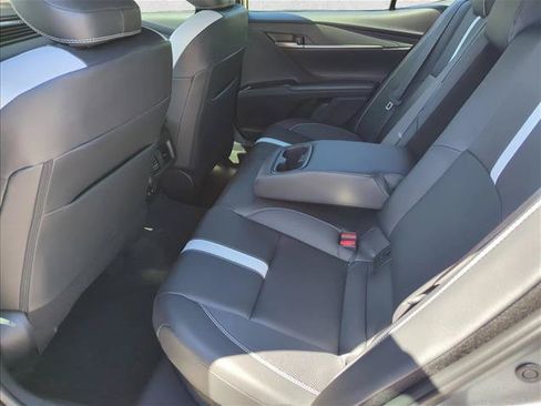 Used 2026 Toyota Camry SE FWD image 18