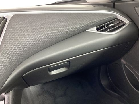 Used 2025 Chevrolet Malibu LT image 35