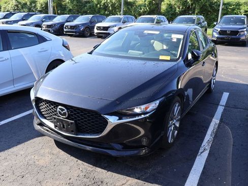 Used 2019 MAZDA MAZDA3 Sedan w/ Select Package FWD image 3