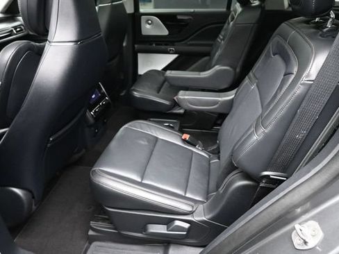 Certified 2025 Lincoln Aviator Reserve w/ Equipment Group 201A AWD/4WD image 21