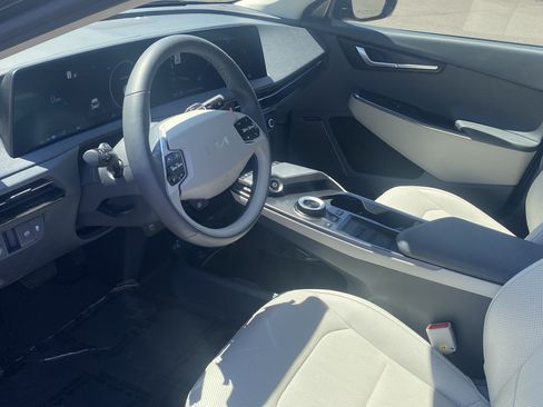 Used 2024 Kia EV6 Wind w/ Wind Technology Package AWD/4WD image 10