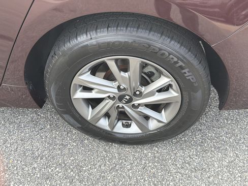 Used 2019 Kia Optima LX image 27