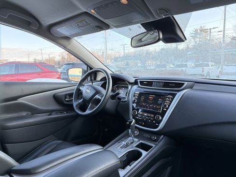 Used 2020 Nissan Murano SL image 16