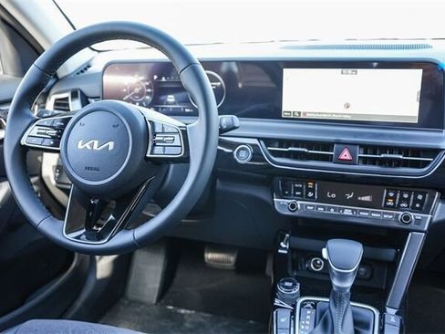 New 2025 Kia Seltos X-Line image 16