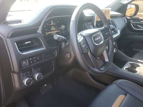 Used 2023 GMC Yukon AT4 image 16