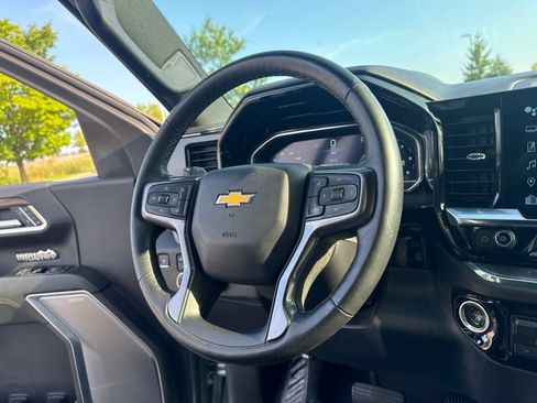 Used 2024 Chevrolet Silverado 1500 High Country w/ Technology Package AWD/4WD image 18