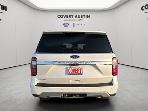 Used 2019 Ford Expedition Limited w/ Equipment Group 302A RWD image 4