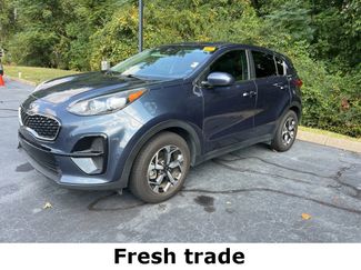Used 2022 Kia Sportage LX image 1