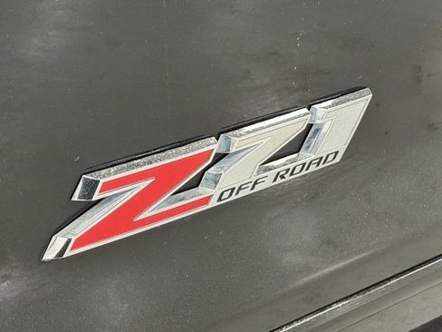 Used 2016 Chevrolet Silverado 1500 LT w/ Midnight Edition image 7