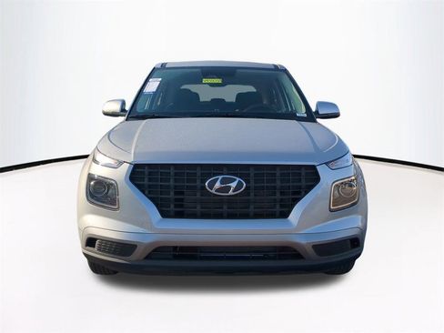 New 2026 Hyundai Venue SE image 3