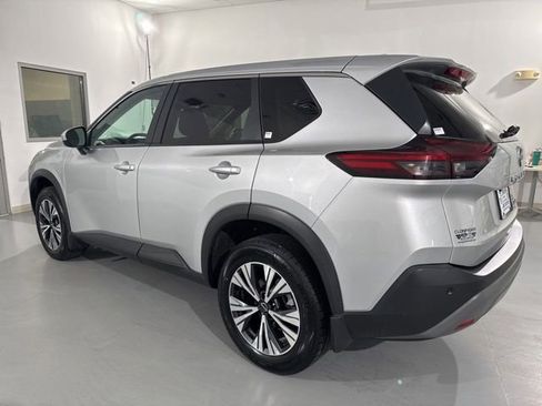 Used 2023 Nissan Rogue SV AWD/4WD image 6