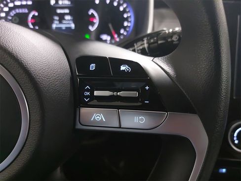 Used 2023 Hyundai Santa Cruz SEL image 17