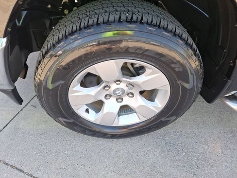 Used 2022 RAM 1500 Lone Star AWD/4WD image 11