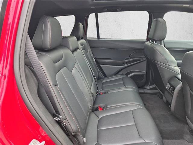 Certified 2026 Jeep Cherokee Limited AWD/4WD image 17