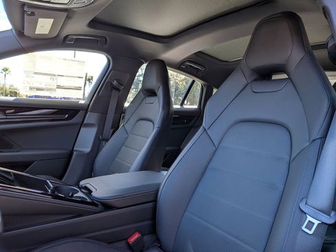 New 2026 Porsche Panamera image 5
