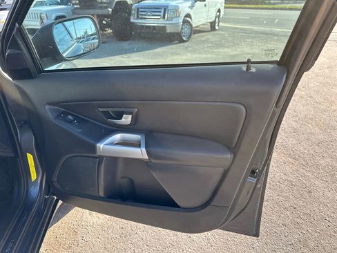 Used 2006 Volvo XC90 V8 image 13