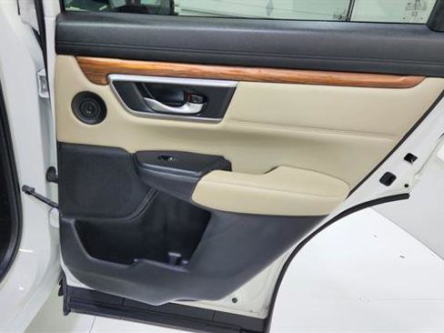 Used 2019 Honda CR-V Touring image 32