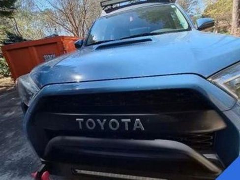 Used 2018 Toyota 4Runner TRD Pro image 3