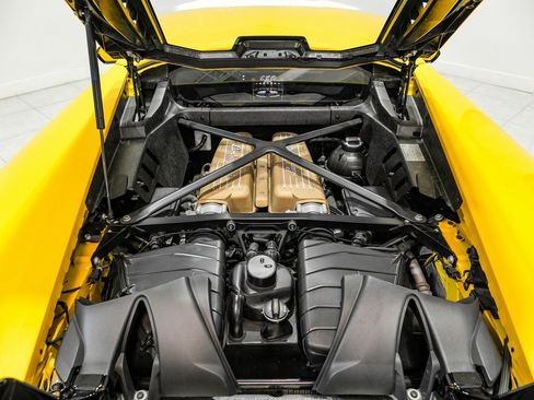 Used 2018 Lamborghini Huracan Performante image 56