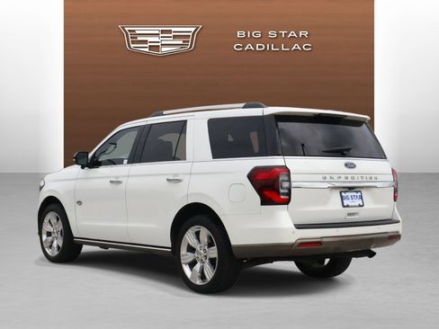 Used 2024 Ford Expedition King Ranch RWD image 3