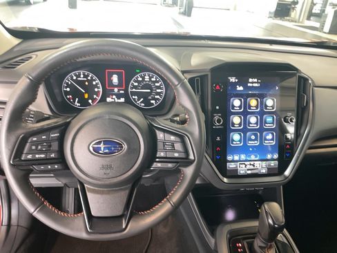Used 2024 Subaru Crosstrek 2.5i Limited AWD/4WD image 15