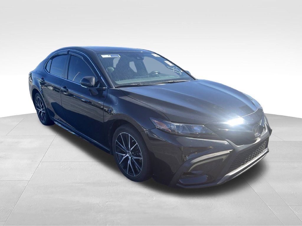 Used 2024 Toyota Camry SE FWD image 14