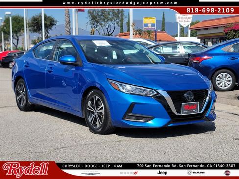 Used 2021 Nissan Sentra SV image 1