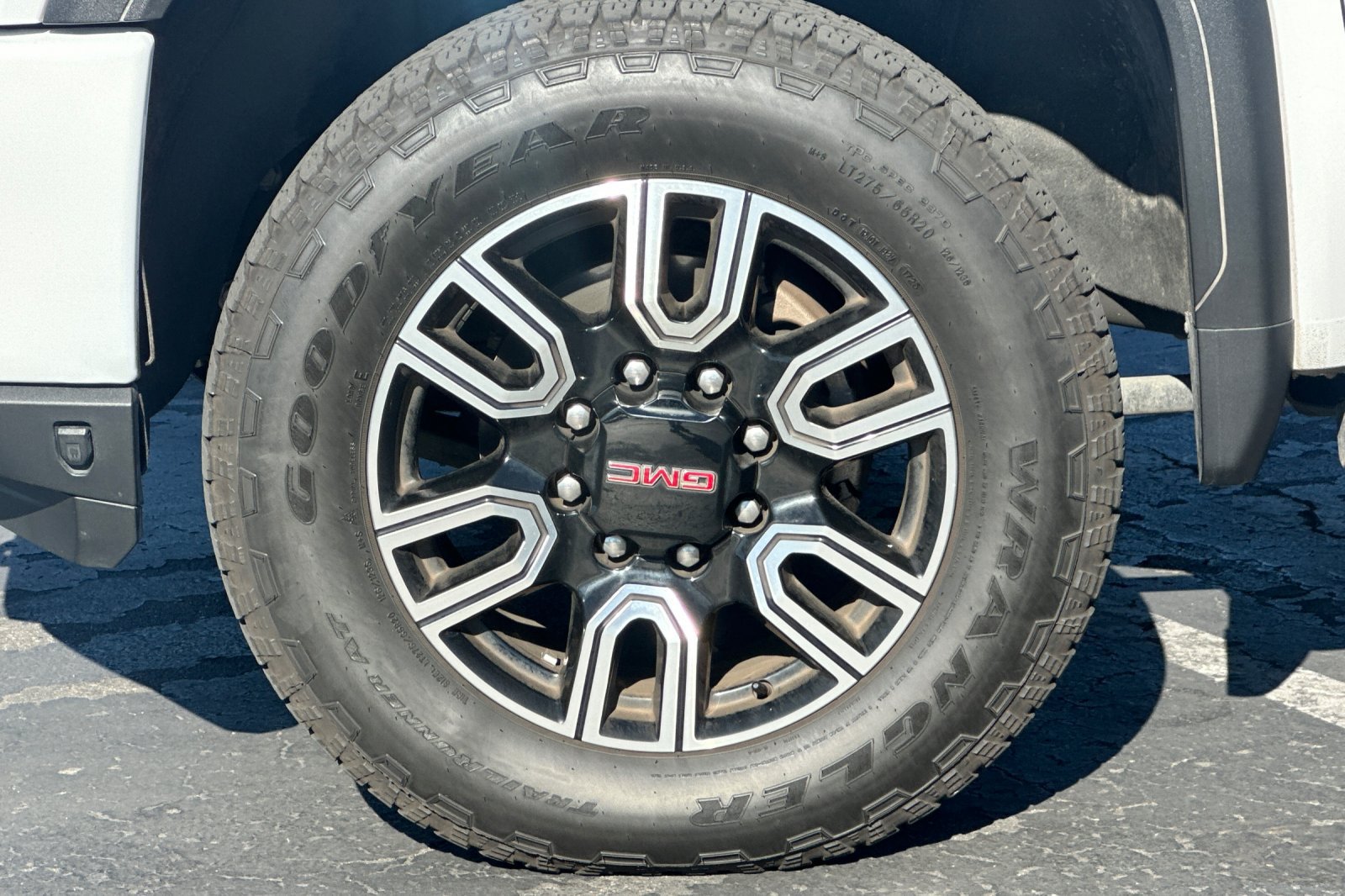 Used 2023 GMC Sierra 3500 AT4 w/ AT4 Premium Plus Package AWD/4WD image 43