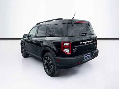 Certified 2023 Ford Bronco Sport Outer Banks w/ Tech Package AWD/4WD image 6