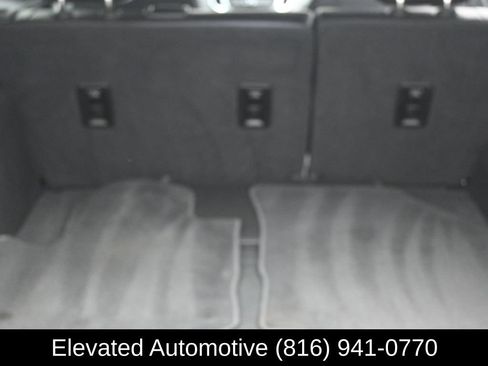 Used 2018 Chevrolet Equinox Premier FWD image 11