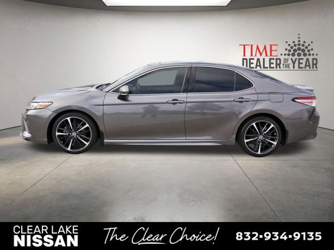 Used 2018 Toyota Camry XSE w/ Driver Assist Package image 4