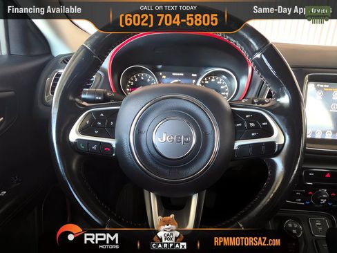 Used 2018 Jeep Compass Trailhawk AWD/4WD image 13