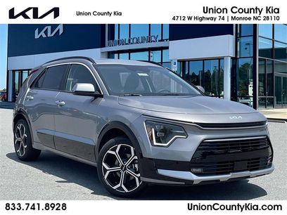 New 2025 Kia Niro SX Touring