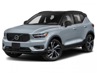 Used 2019 Volvo XC40 T5 R-Design
