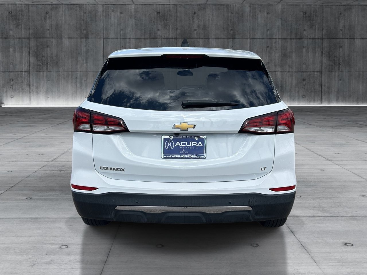 Used 2024 Chevrolet Equinox LT FWD image 4