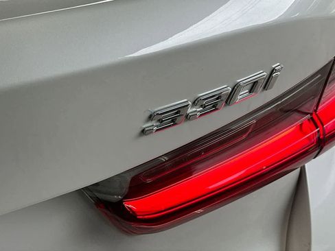 Used 2025 BMW 330i Sedan RWD image 10