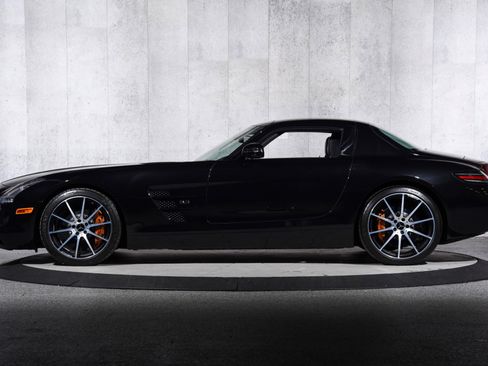 Used 2014 Mercedes-Benz SLS AMG GT Coupe image 12