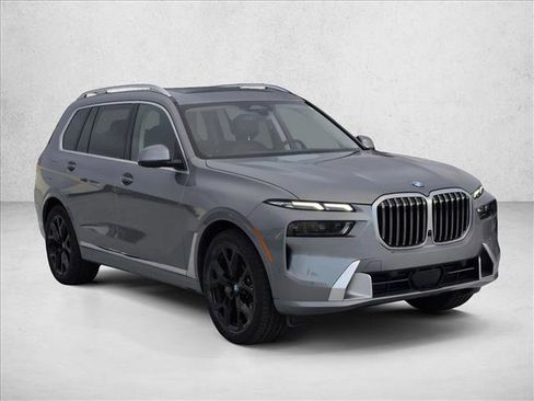 Certified 2024 BMW X7 xDrive40i w/ Parking Assistance Package image 3