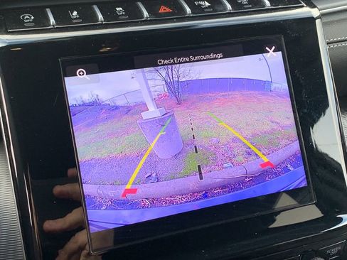 Used 2024 Jeep Grand Cherokee Laredo X w/ Trailer Tow Package image 21