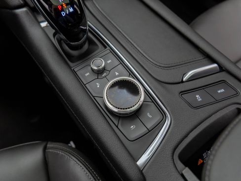 New 2025 Cadillac XT6 Premium Luxury image 29