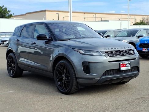 Used 2020 Land Rover Range Rover Evoque SE image 3