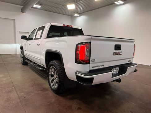 Used 2018 GMC Sierra 1500 SLT image 40